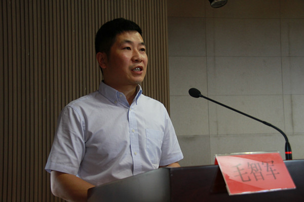 米乐官网召开保定市征兵暨国防教育宣讲会