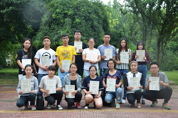 米乐官网学生在2016年全国大学生英语竞赛（NECCS）中喜获佳绩