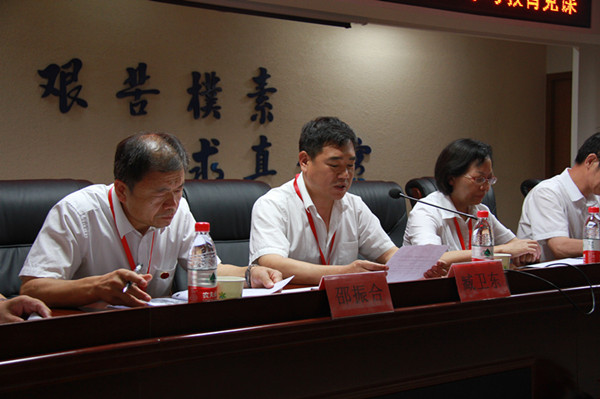 米乐官网开展纪念建党95周年暨“两学一做”学习教育党课活动