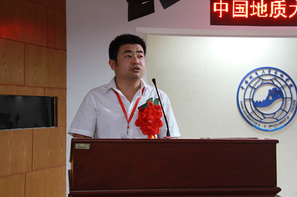 米乐官网开展纪念建党95周年暨“两学一做”学习教育党课活动