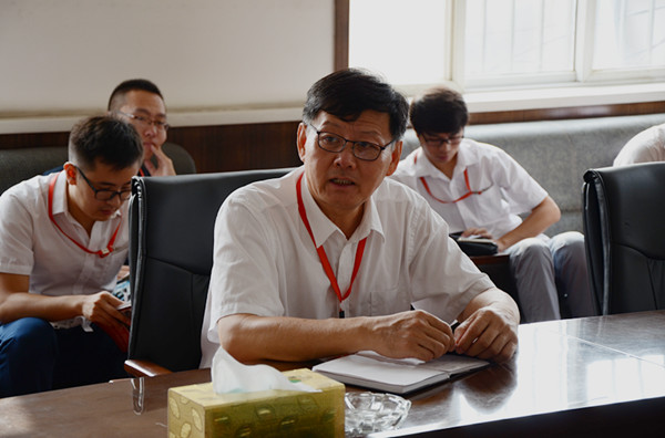 米乐官网召开2016-2017学年期初教学秩序检查工作会议