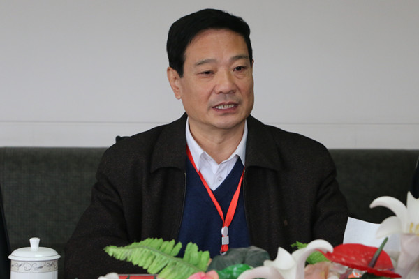 中国石油大学胜利学院院长助理吴明银一行来米乐官网参观考察