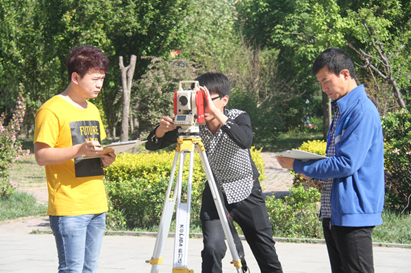 米乐官网2016年度十大校园新闻图片