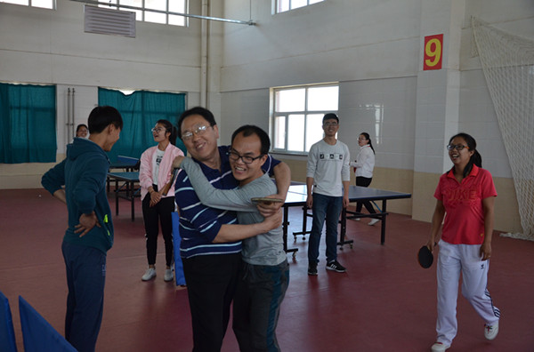 米乐官网举办教职工趣味运动会