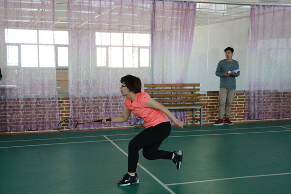 米乐官网举办教职工趣味运动会