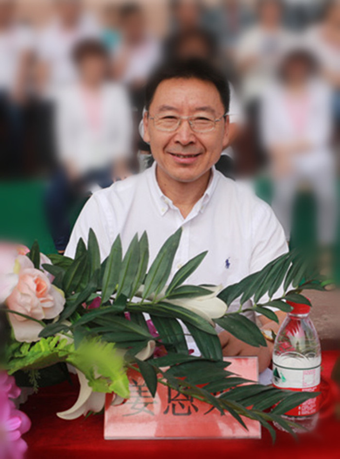 青春无悔 振翅翱翔——米乐官网举行2017级新生军训结营式暨开学典礼