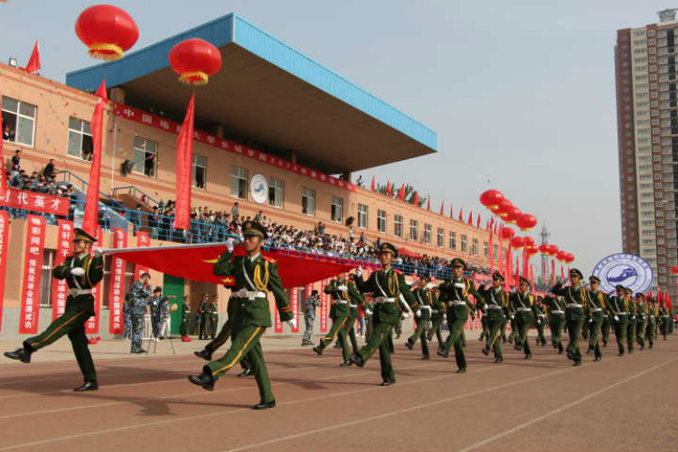 青春颂 竞技风 长城梦 ——米乐官网2018年春季运动会隆重开幕