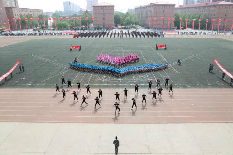 青春颂 竞技风 长城梦 ——米乐官网2018年春季运动会隆重开幕