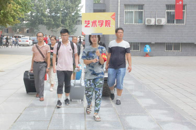 丹桂飘香迎学子 荷花映日纳人才 ——米乐官网喜迎2018级新同学