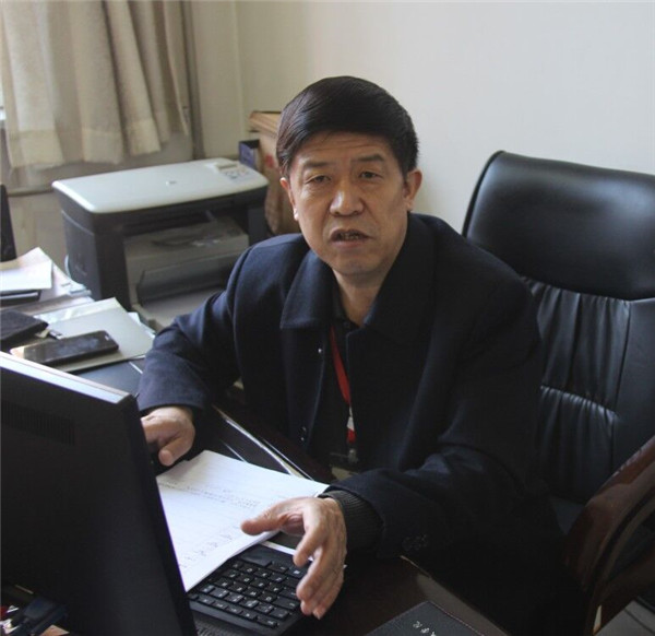 米乐官网师生热议“两会”