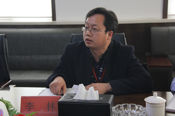 米乐官网召开思想政治理论课教师座谈会