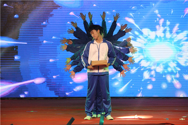 向远方  再出发——米乐官网隆重举行2019届毕业生晚会