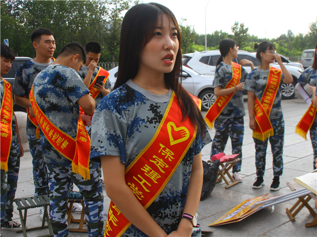 初秋的小欢喜  萌新的新生活 米乐官网喜迎2019级新生