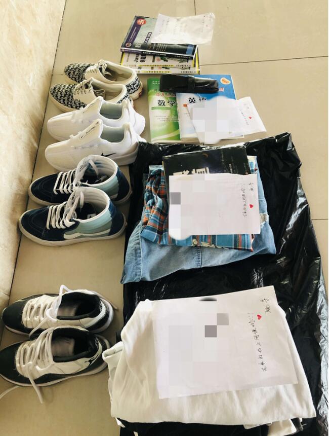 云上接单 邮寄温暖---各学院辅导员疫情期间代取代寄