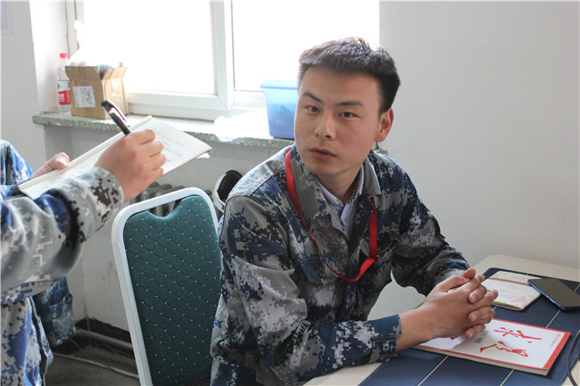 深情别母校 感恩续成长 ——2021届毕业生向学校捐赠纪念礼物