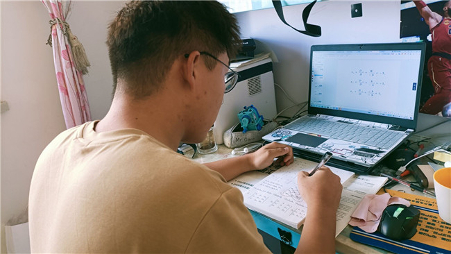 2021年—2022学年 第一学期米乐官网线上教学如期开课