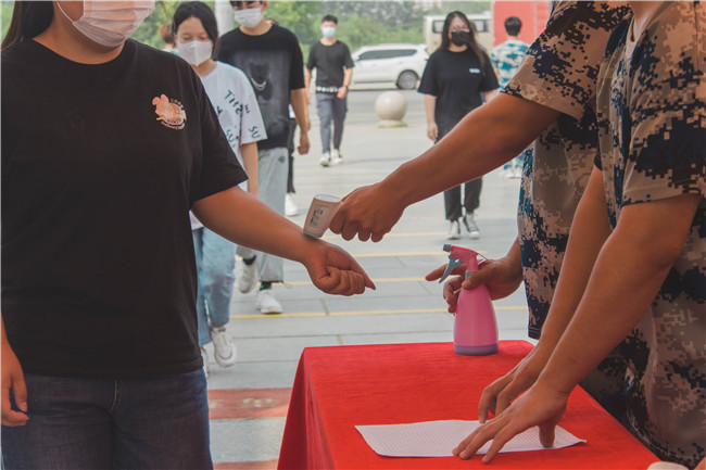 米乐官网开展2021年秋季学期开学疫情防控演练