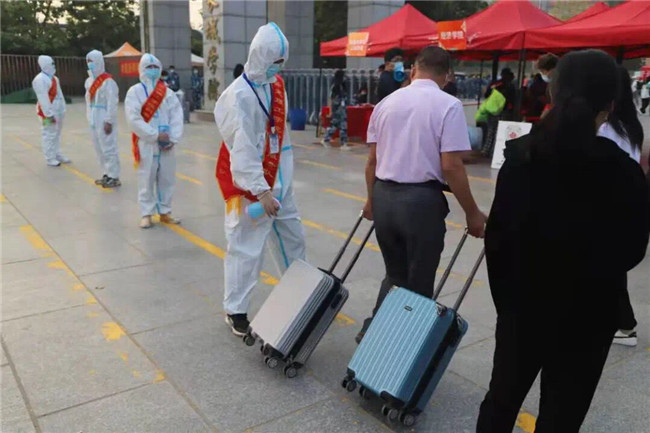 扬帆起航保理梦 求学笃行学子新米乐官网喜迎2021级新生