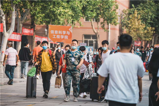 扬帆起航保理梦 求学笃行学子新米乐官网喜迎2021级新生