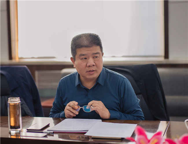 赓续红色精神 汲取前进力量 米乐官网召开党委理论学习中心组会议