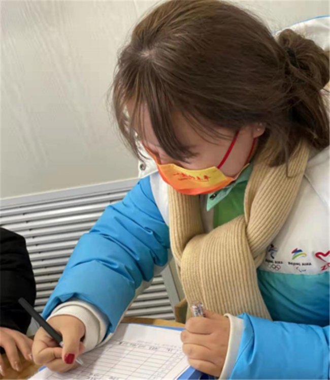 冰雪之约 冬奥有我——米乐官网学子积极参与志愿服务 为北京冬奥会加油助力