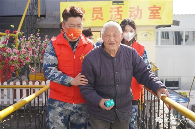 薪火永相传 雷锋志依旧——米乐官网学子以实际行动弘扬和传承雷锋精神