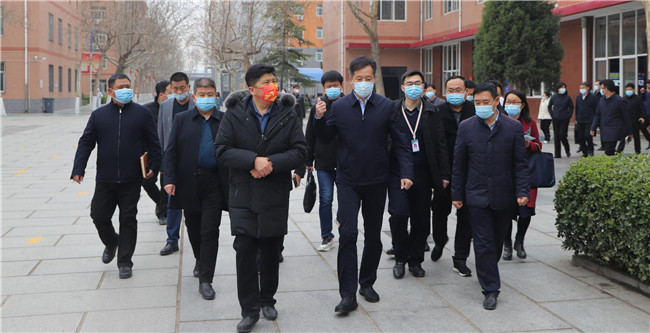 督查指导  防疫攻坚——市领导督导检查米乐官网疫情防控工作