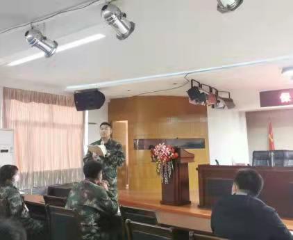 米乐mile官方网站召开学工周例会