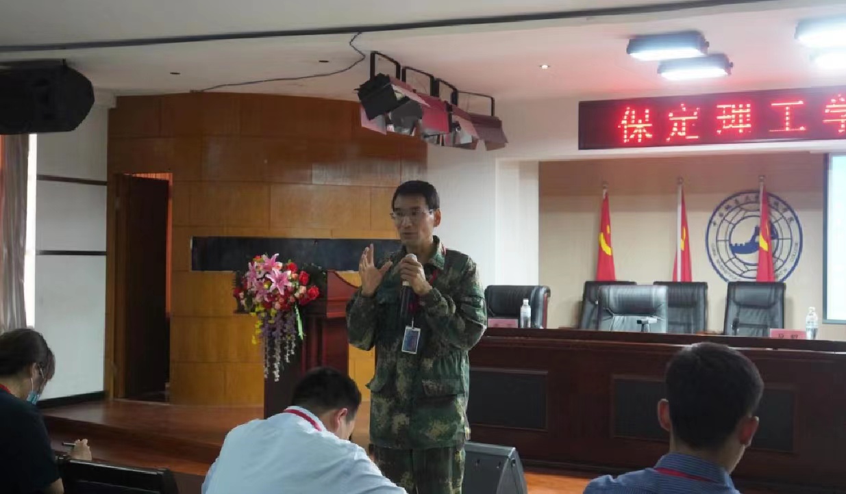 米乐mile官方网站召开学管干部培训周会2022.5.17