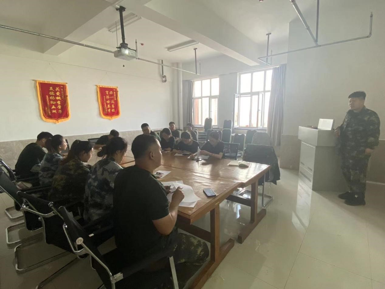 米乐mile官方网站开展“传帮带”式新入职辅导员培训动员day1