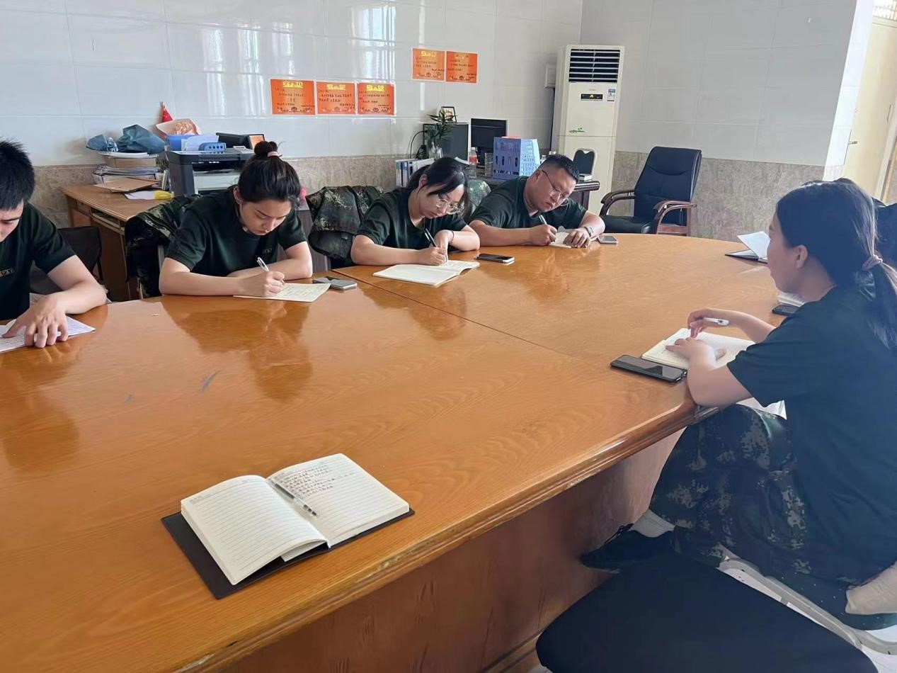 米乐mile官方网站开展“传帮带”式新入职辅导员培训动员day1