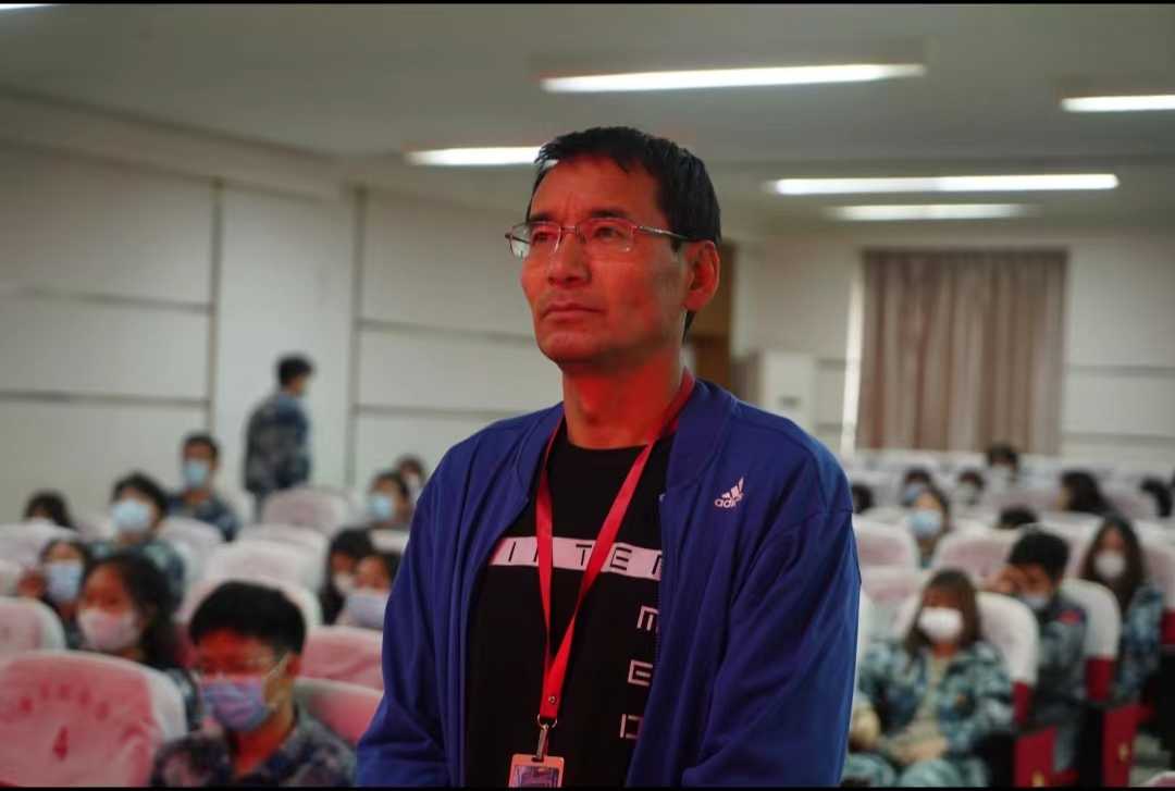 米乐官网组织收听收看庆祝中国共青团成立100周年大会上直播