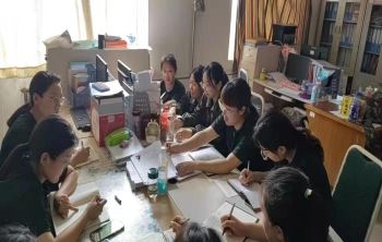 米乐mile官方网站开展“传帮带”式新入职辅导员培训day5