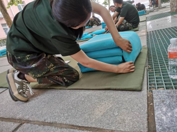 米乐mile官方网站开展“传帮带”式新入职辅导员培训day5