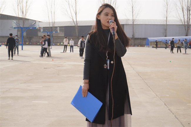 芬芳妇女节  感恩春晖情——米乐官网举办“三八”节趣味活动