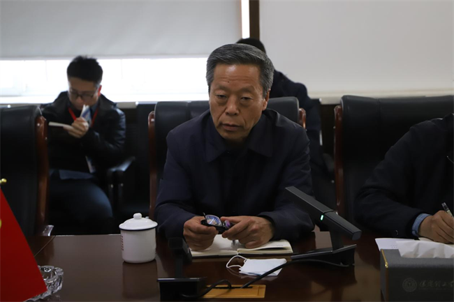 米乐官网召开中层干部例会