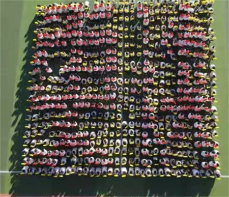 米乐mile官方网站艺术学院- 少年负壮气，奋烈自有时！