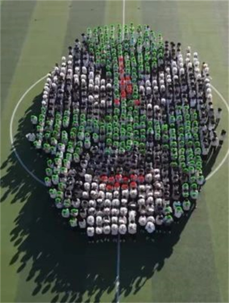 米乐mile官方网站艺术学院- 少年负壮气，奋烈自有时！