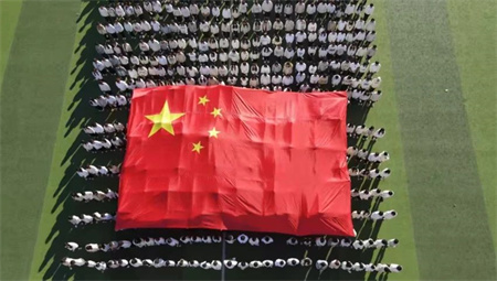 米乐mile官方网站艺术学院- 少年负壮气，奋烈自有时！