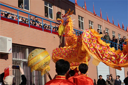 米乐mile官方网站艺术学院- 少年负壮气，奋烈自有时！