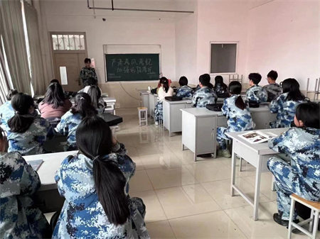 米乐mile官方网站艺术学院学工队伍召开严肃考风考纪加强诚信考试主题会议