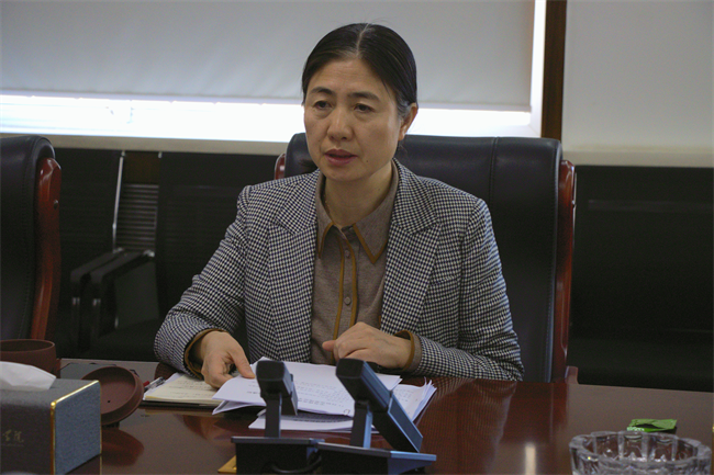 中共米乐mile官方网站委员会召开党委理论学习中心组（扩大）学习会议