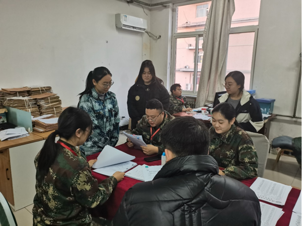 米乐mile官方网站||管理学院||倾泻关爱阳光 助力梦想远帆——我院辅导员指导学生职业生涯规划大赛