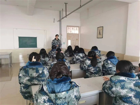 “技能拓展，激发潜能”——米乐mile官方网站艺术学院开展十项技能培训