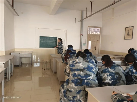 “技能拓展，激发潜能”——米乐mile官方网站艺术学院开展十项技能培训