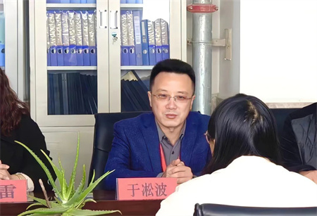 “建功新时代，巾帼绽芳华”——米乐mile官方网站艺术学院“三八妇女节，关怀暖人心”