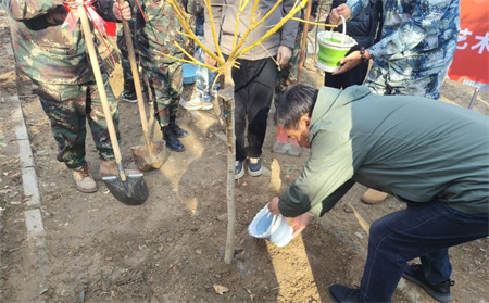 “草木皆待春，你我共护绿”——米乐mile官方网站艺术学院开展“3.12植树节”主题活动