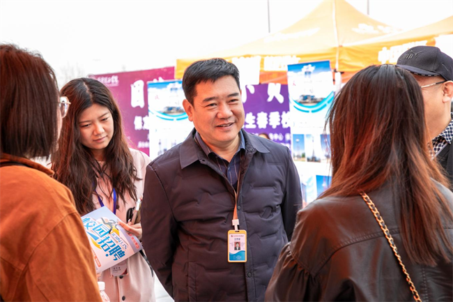 米乐mile官方网站“圆梦保理·不负韶华”2024届毕业生春季线下双选会隆重举办