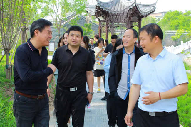 文化育人促成长 校馆合作谱新篇—米乐官网与淮军公所博物馆举行馆校战略合作协议签约及授牌仪式