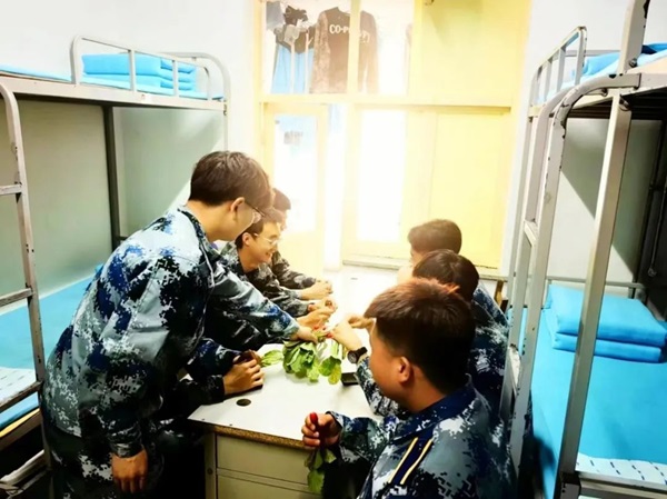 米乐mile官方网站||管理学院||以劳育人树新风 筑梦青春共成长